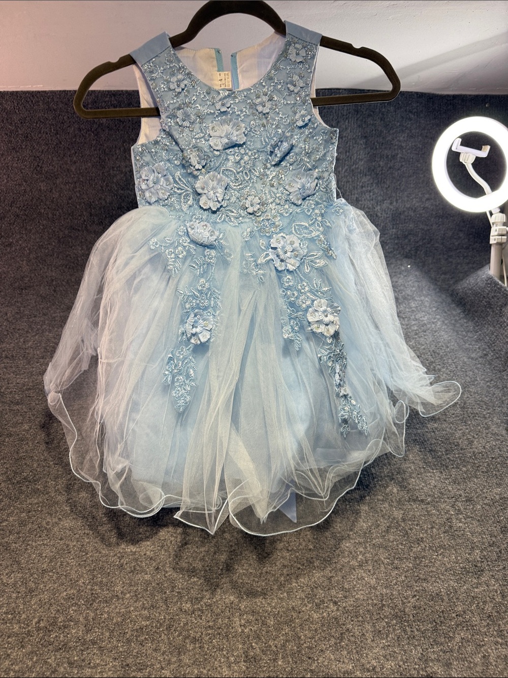 Girls Light Blue Floral Appliqué Tulle Formal Dress